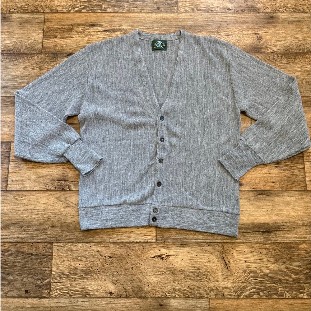 Vintage 80s Jantzen Gray Lightweight Knit Cardigan Sweater
